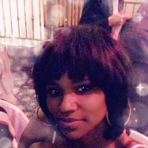 Meet your Posher, Lakeisha